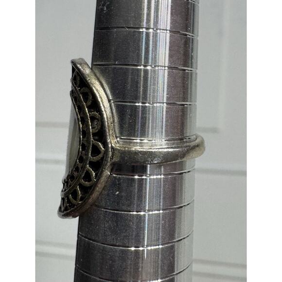 Silver Ring Sun Shape White Middle Cutouts Fashion Ring Size 7.25 - Picture 4 of 4